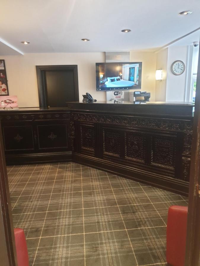 Briars Hall Hotel Burscough ภายนอก รูปภาพ