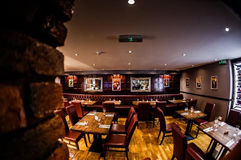 Briars Hall Hotel Burscough ภายนอก รูปภาพ